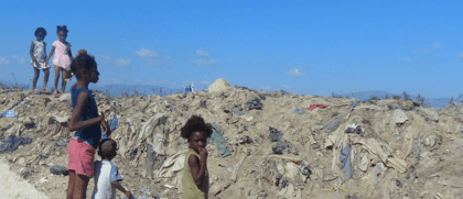 Hart voor Kinderen helpt kinderen van de vuilnisbelt naar school